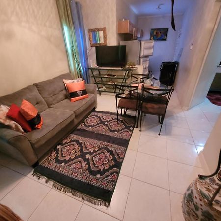 #1 Jacaranda Vacation Home Spanish Town Εξωτερικό φωτογραφία