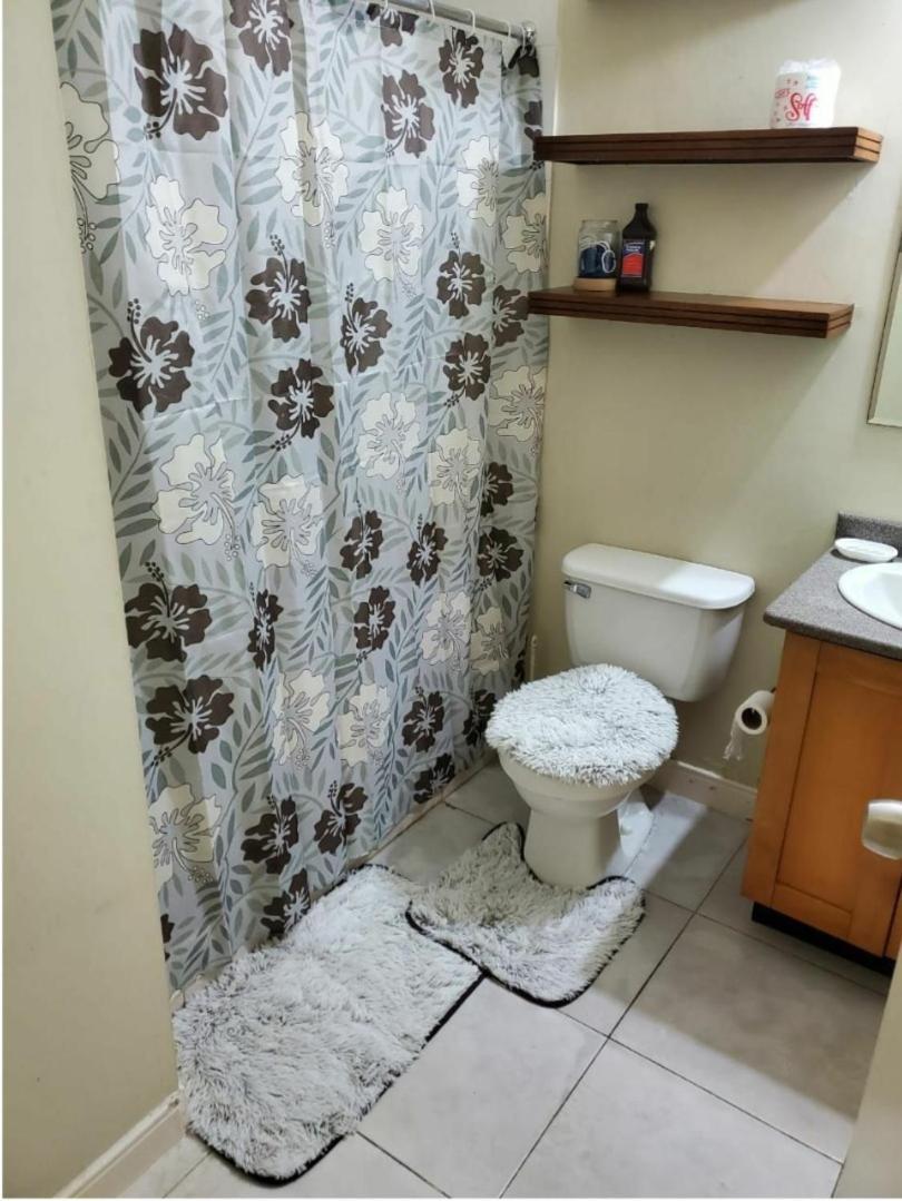 #1 Jacaranda Vacation Home Spanish Town Εξωτερικό φωτογραφία